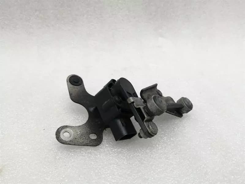 MERCEDES-BENZ Mercedes SL R231 RRH Level Sensor A2319057900 Level Control Rear Right