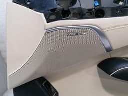 MERCEDES-BENZ Mercedes SL R231 Door Card Right DESIGNO LEATHER A2317205601 RHD RIGHT HANDLEBAR — thumbnail 2