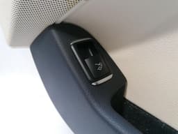 MERCEDES-BENZ Mercedes SL R231 Door Card Right DESIGNO LEATHER A2317205601 RHD RIGHT HANDLEBAR — thumbnail 6