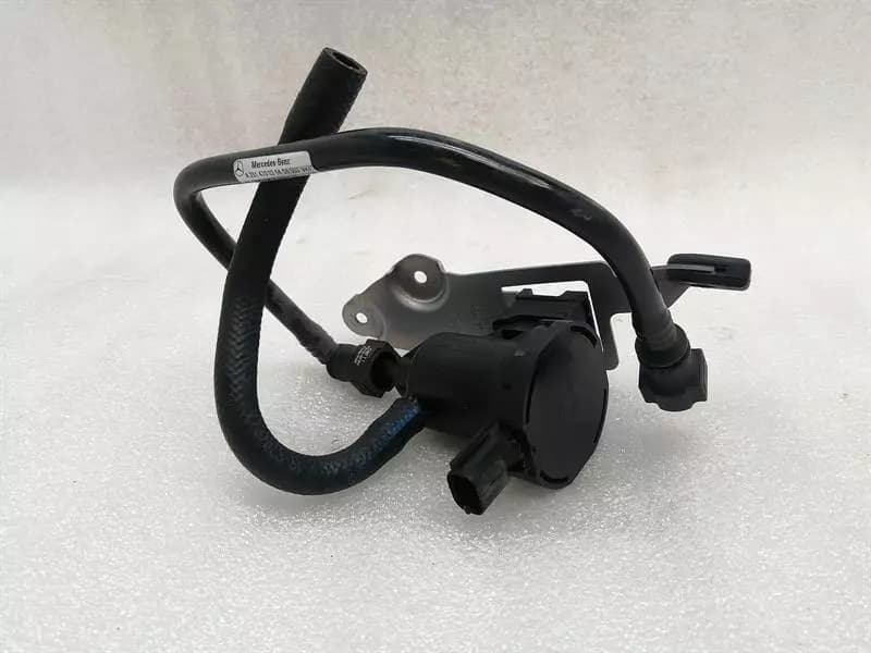 Mercedes SL R231 Purge Valve A2314700364 Fuel Purge Valve