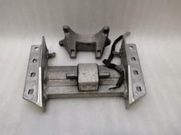 MERCEDES-BENZ Mercedes SL R231 SL63 AMG Gearbox mount A2312400502 Transmission Holder — thumbnail 9