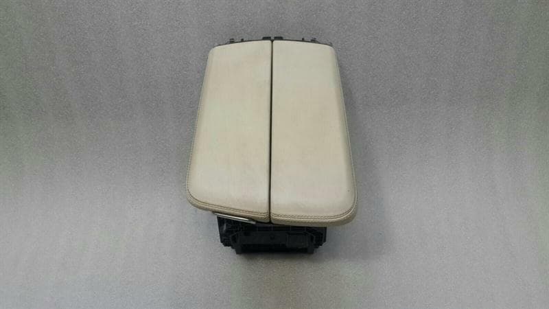 MERCEDES-BENZ Mercedes GLE W166 RHD armrest A1666804403 right handlebar porcelain leather