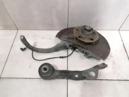 MERCEDES-BENZ Mercedes SL55 AMG R230 Right Front Hub A2113306720 Wheel Bearing Housing Front Right — thumbnail 1