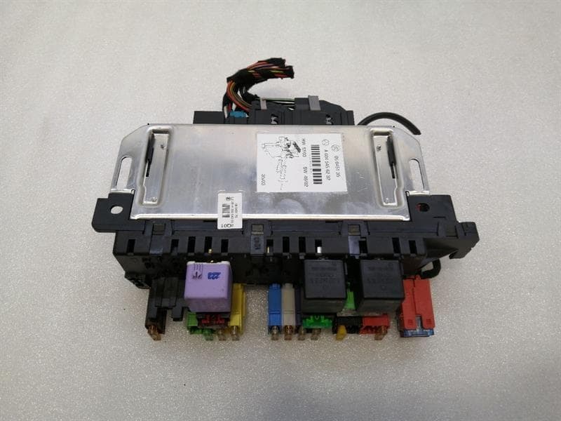 MERCEDES-BENZ Mercedes SL R230 Fuse Box A0345456232 Fuse Box SAM