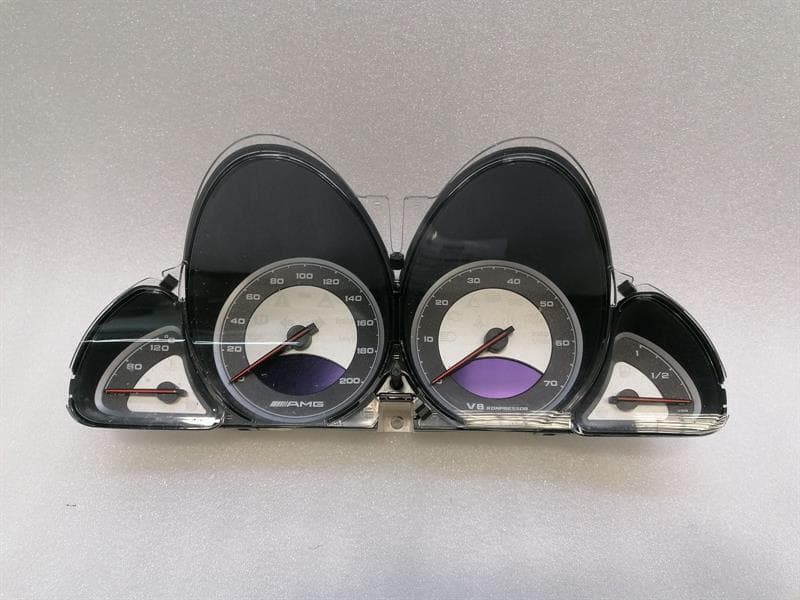 AMG Mercedes SL R230 Instrument Cluster a2305406811 Speedometer