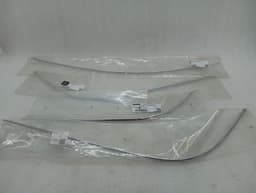 MERCEDES-BENZ Mercedes W209 CLK CHROME Body Moulding SET a2098850621 Bar SET — thumbnail 1