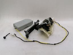 MERCEDES-BENZ Mercedes SL R230 right door lock A2307200835 door lock right — thumbnail 1