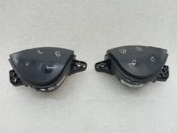MERCEDES-BENZ Mercedes E Class W211 Steering Wheel Switch A2118213358 Switch Steering Wheel — thumbnail 1