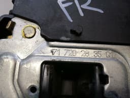 MERCEDES-BENZ Mercedes SLK R171 right door lock A1717201835 door lock front right — thumbnail 4