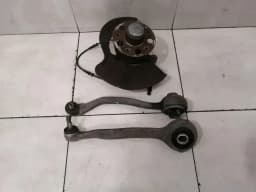 MERCEDES-BENZ Mercedes SLK R171 SLK55 AMG FLH hub A2043320101 wheel bearing housing front left — thumbnail 1
