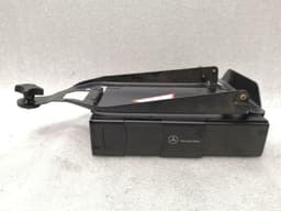 MERCEDES-BENZ Mercedes ML W163 CD Changer A1638201589 CD Changer — thumbnail 1
