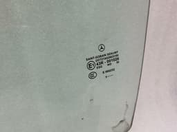 MERCEDES-BENZ Mercedes CLK W209 Left Front Door Glass A2097250110 Door Window Front Left — thumbnail 6