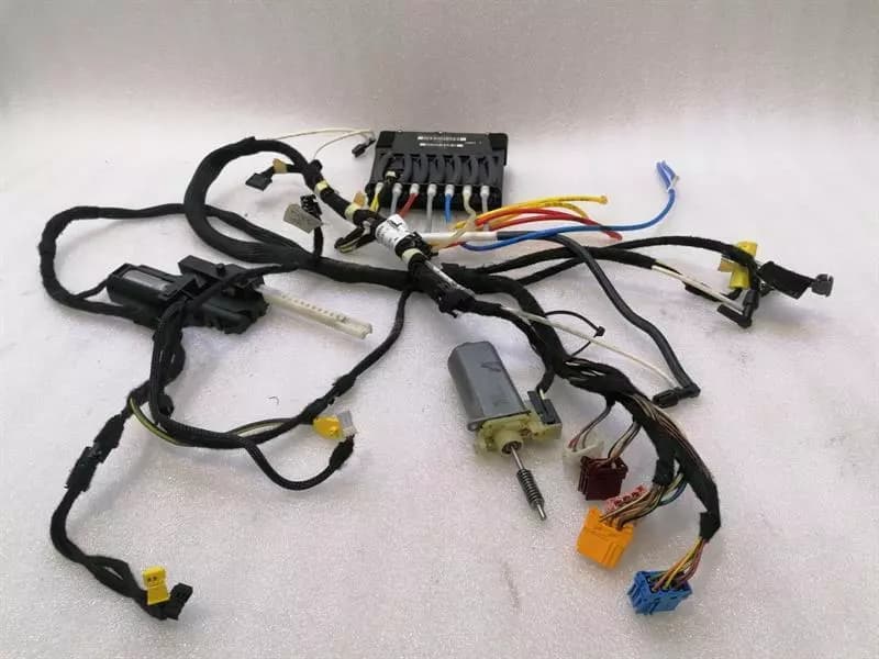 Mercedes SL R230 Left Seat Adjustment A2158200642 Left Seat Actuator