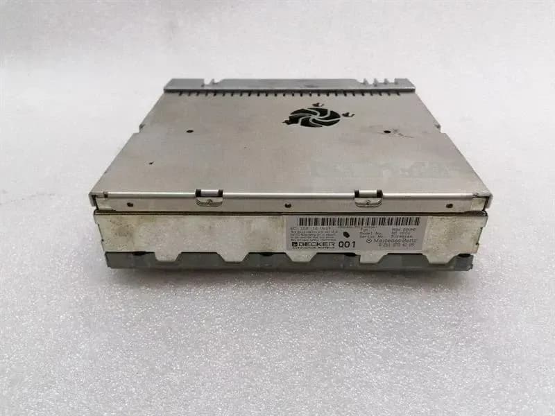 Mercedes E Class W211 Amplifier A2118704289 Amplifier