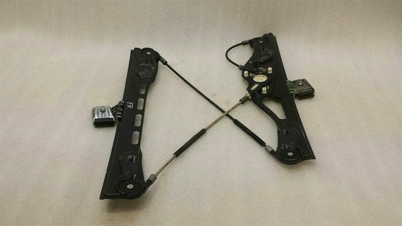 MERCEDES-BENZ Mercedes E Class W211 Right Front Door Winder A2117200446 Window Regulator Front RE