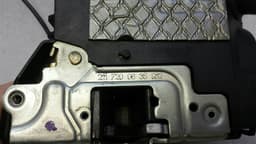 MERCEDES-BENZ Mercedes E Class W211 front right door lock A2117200635 door lock front right — thumbnail 6