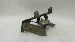 MERCEDES-BENZ Mercedes E55 AMG W211 holder bracket A0001405385 holder carrier compressor — thumbnail 3