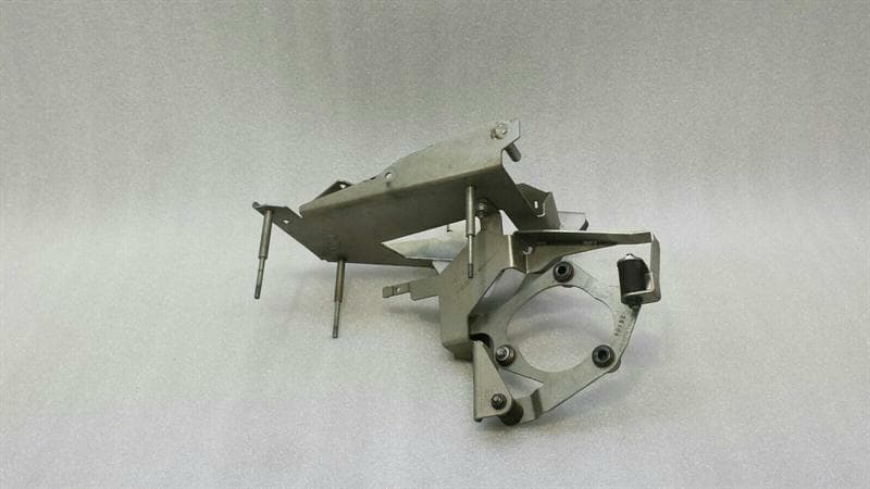 MERCEDES-BENZ Mercedes E Class W211 AMG Air Pump Holder Bracket A2112370540 Holder Strap