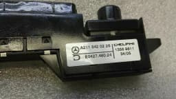 MERCEDES-BENZ Mercedes E55 AMG W211 W219 Gear Indicator A2115420226 Shift Button Indicator — thumbnail 3