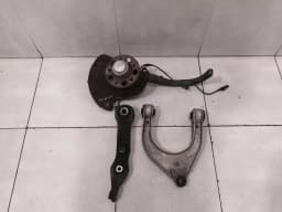 MERCEDES-BENZ Mercedes E Class W211 Right Front Hub A2113306720 Wheel Bearing Housing Front Right — thumbnail 1