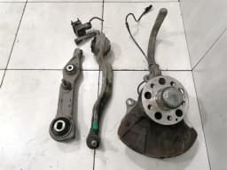 MERCEDES-BENZ Mercedes E55 AMG W211 Right Front Hub A2303300420 Wheel Bearing Housing Front Right — thumbnail 2
