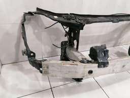 MERCEDES-BENZ Mercedes E Class W211 front end clip A2116202834 lock carrier front mask — thumbnail 4
