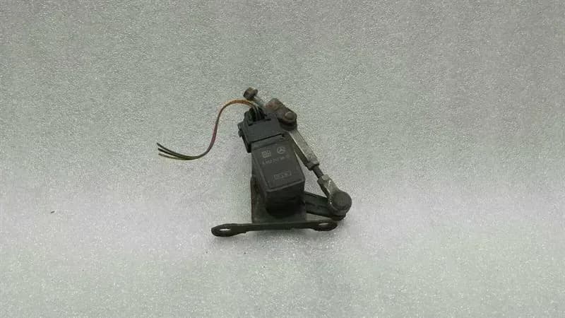 Mercedes SL R230 Front Suspension Level Sensor A0025428818 Level Sensor AMG