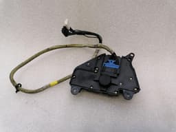 MERCEDES-BENZ Mercedes SL R230 right seat switch A2308211251 right seat switch — thumbnail 6