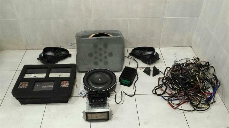MERCEDES-BENZ Mercedes SL R230 AUDIO SYSTEM Speaker JL Audio Speaker FOCAL CONVERSION SET EXCELLENT