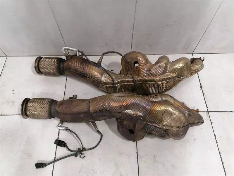 AUDI AUDI R8 4S CATALYTIC CONVERTER Manifold Set 420131090E Exhaust Manifold 420251212T