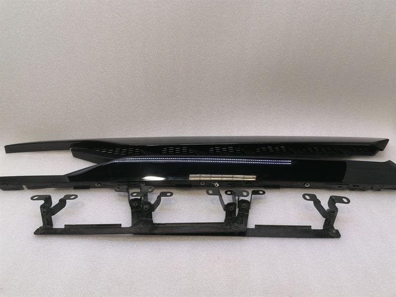 Audi R8 4S RWS rear air guide grill 4S8853672 air guide grille