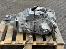 AUDI Audi R8 4S RWS Rear Wheel Drive S-Tronic Gearbox SWB Gearbox 0BZ300045T — thumbnail 10