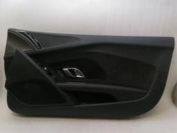 AUDI Audi R8 4S RWS Door Card Right 4S2867106E 38M Alcantara / Leather Imitation RHD — thumbnail 1