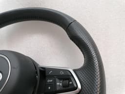 AUDI 2015-2019 AUDI R8 4S SPORT STEERING WHEEL 4S0419091F STEERING WHEEL 4S0880201G COMPLETE — thumbnail 8