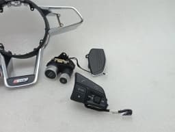 AUDI Audi R8 4S Performance Steering Wheel 4S0419091B Steering Wheel 4S0951523E — thumbnail 3