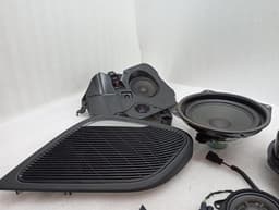 AUDI AUDI R8 4S PERFORMANCE SPEAKERS 8V0035415E BANG & OLUFSEN SPEAKERS SET SET — thumbnail 3