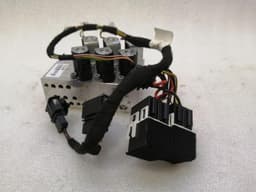 AUDI Audi R8 Type 42 V10 5.2 Spyder Hydraulic Valve 427871808 Hydraulic Valve — thumbnail 3