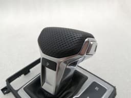 AUDI Audi R8 4s Performance Gear Knob 4S2713111C Shift Button RHD — thumbnail 3