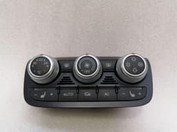AUDI Audi R8 Type 42 V10 5.2 Auto Climate Control 420820043J Climate Control Panel A/C — thumbnail 3
