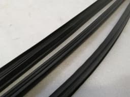 AUDI Audi R8 Type 42 V10 5.2 Spyder Rear Screen Seal 427845121 Rear Seals — thumbnail 5