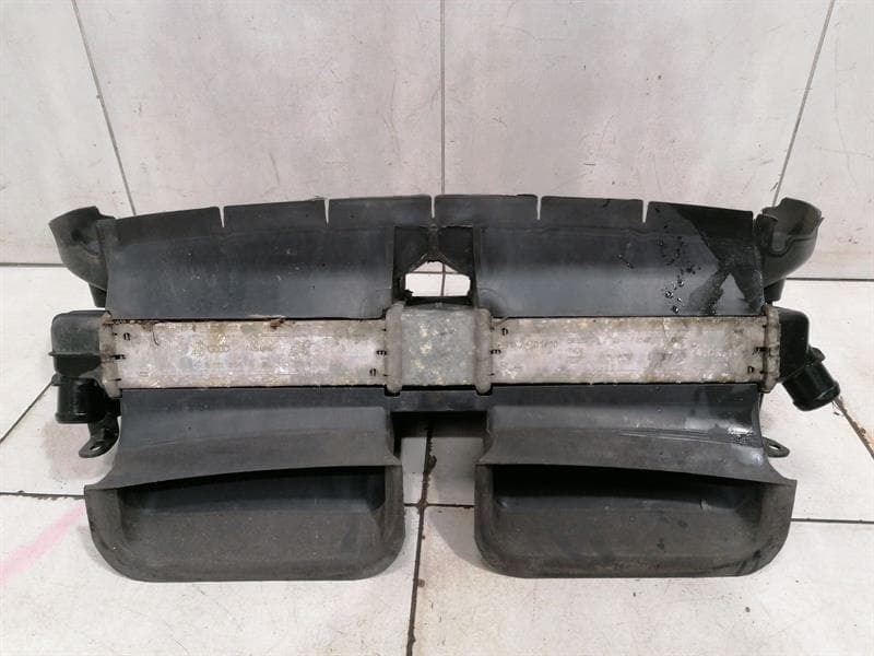 AUDI Audi R8 Type 42 V10 5.2 Spyder Water Radiator 420121254 Water Cooler Radiator