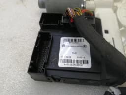 AUDI Audi R8 Type 42 V10 5.2 Spyder Door Window Motor 427959801D Window Regulator Motor — thumbnail 9