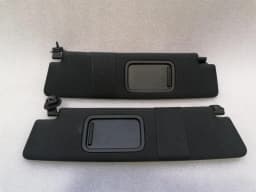 AUDI Audi R8 Type 42 V10 5.2 Spyder Sun Visor 420857552C Sun Visor Trim — thumbnail 4