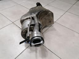 AUDI AUDI R8 TYPE 42 V10 5.2 SPYDER OIL SUMP 420115373C OIL PAN — thumbnail 2