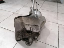 AUDI AUDI R8 TYPE 42 V10 5.2 SPYDER OIL SUMP 420115373C OIL PAN — thumbnail 4