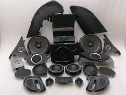 AUDI AUDI R8 TYPE 42 V10 5.2 SPEAKER SET 420035223D Bang & Olufsen Speakers LOT — thumbnail 1
