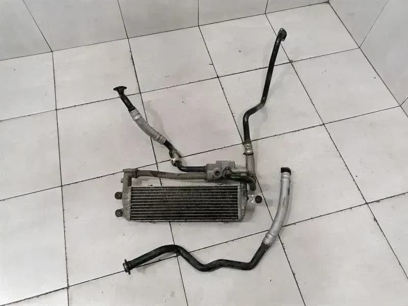 Audi R8 Type 42 V10 5.2 Spyder Engine Oil Cooler 427117015 Oil Cooler Radiator