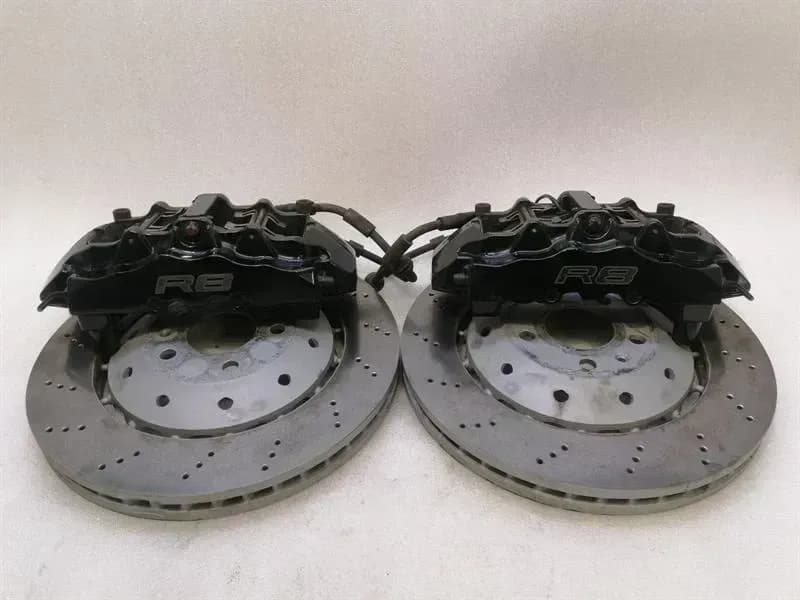 AUDI Audi R8 Type 42 V10 5.2 Spyder front brake set 420615107B front brake system set