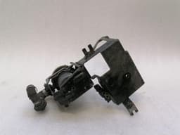AUDI Audi R8 Type 42 V10 5.2 Spyder Vacuum Pump 8E0927317H Vacuum Pump — thumbnail 4