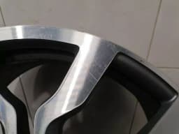 AUDI AUDI R8 TYPE 42 V10 5.2 SPYDER ALLOY WHEEL FRONT 420601025AM Alloy Wheel — thumbnail 2
